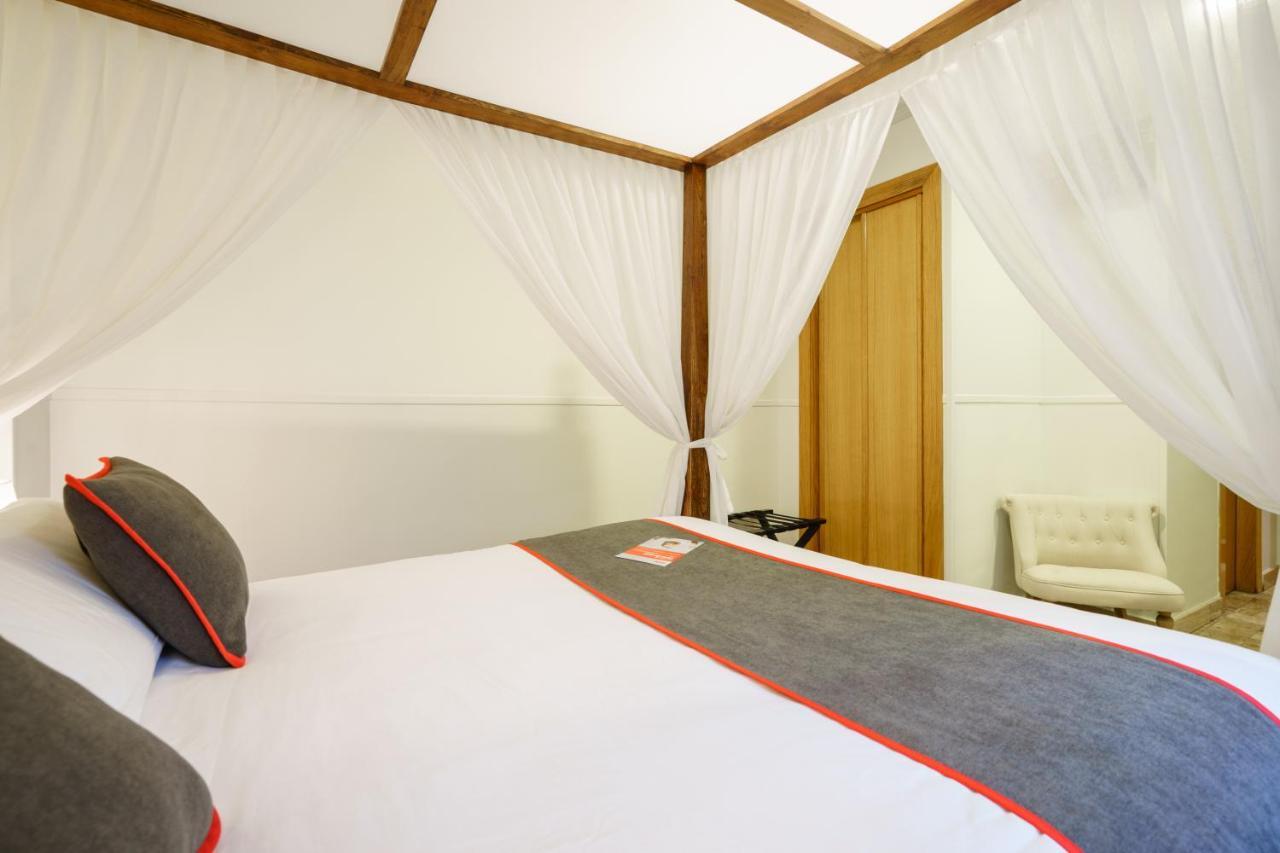 Hotel Boutique Reina Mora Granada Eksteriør billede